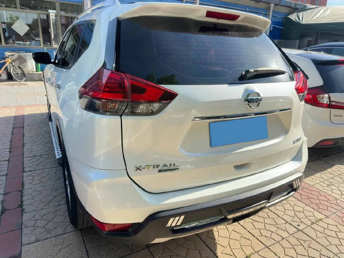 2022 Nissan X-Trail 2.0L 151HP L4 CVT,autocango,china used car exporter,china ev exporter,chinese used car exporter,chinese used ev exporter