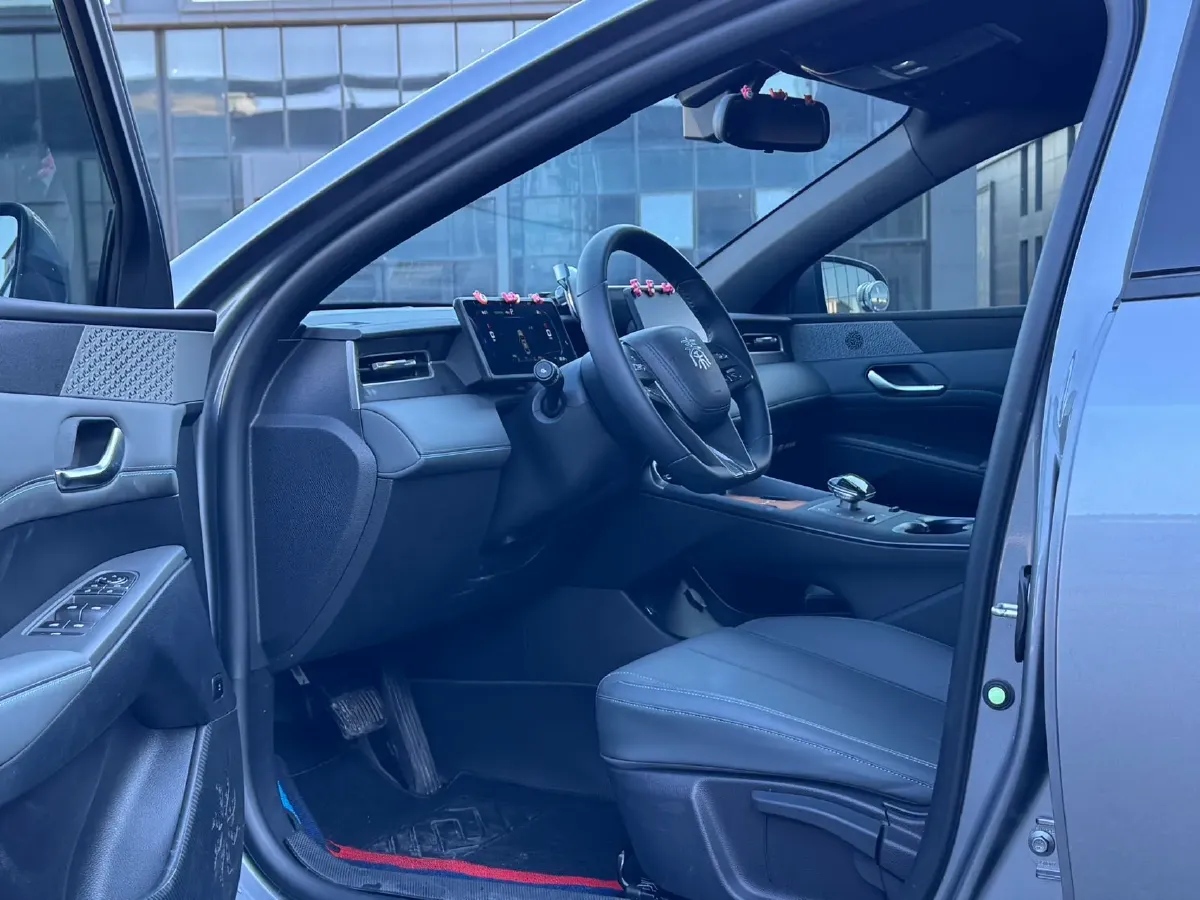 2025 BYD Seal05 DM-i 1.5L 101HP L4 E-CVT PHEV 7.68KWH,autocango,china used car exporter,china ev exporter,chinese used car exporter,chinese used ev exporter