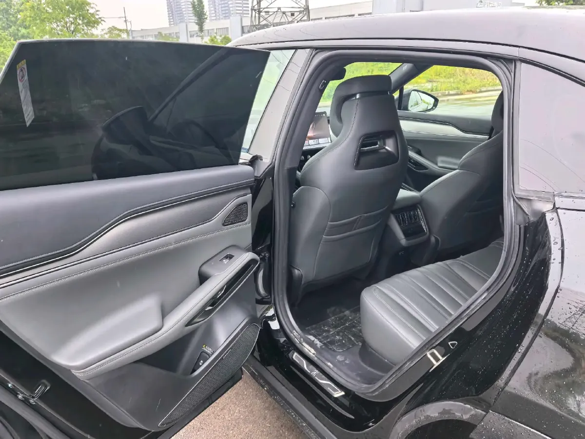 2025 BYD SongL EV BEV 71.8KWH,autocango,china used car exporter,china ev exporter,chinese used car exporter,chinese used ev exporter