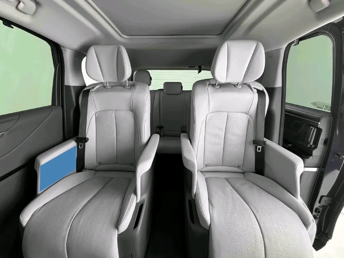 2025 Buick GL8 2.0T 237HP L4 9AT,autocango,china used car exporter,china ev exporter,chinese used car exporter,chinese used ev exporter
