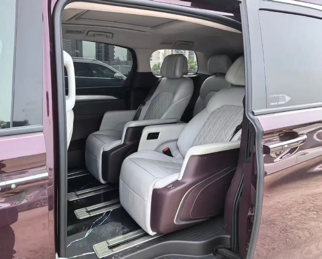 2023 Buick Century 2.0T 237HP L4 9AT,autocango,china used car exporter,china ev exporter,chinese used car exporter,chinese used ev exporter
