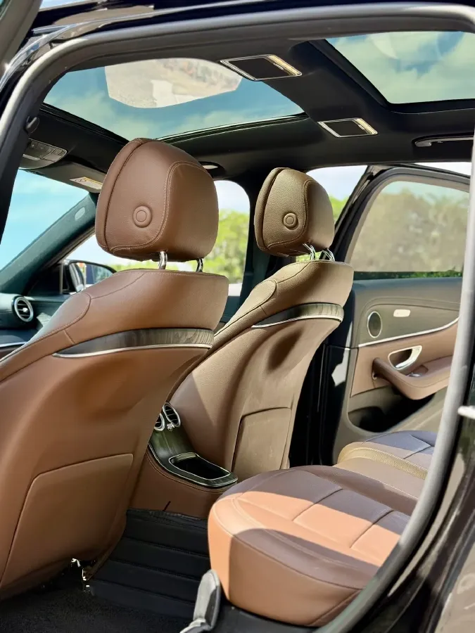 2021 Mercedes-Benz E Class 2.0T 197HP L4 9AT,autocango,china used car exporter,china ev exporter,chinese used car exporter,chinese used ev exporter