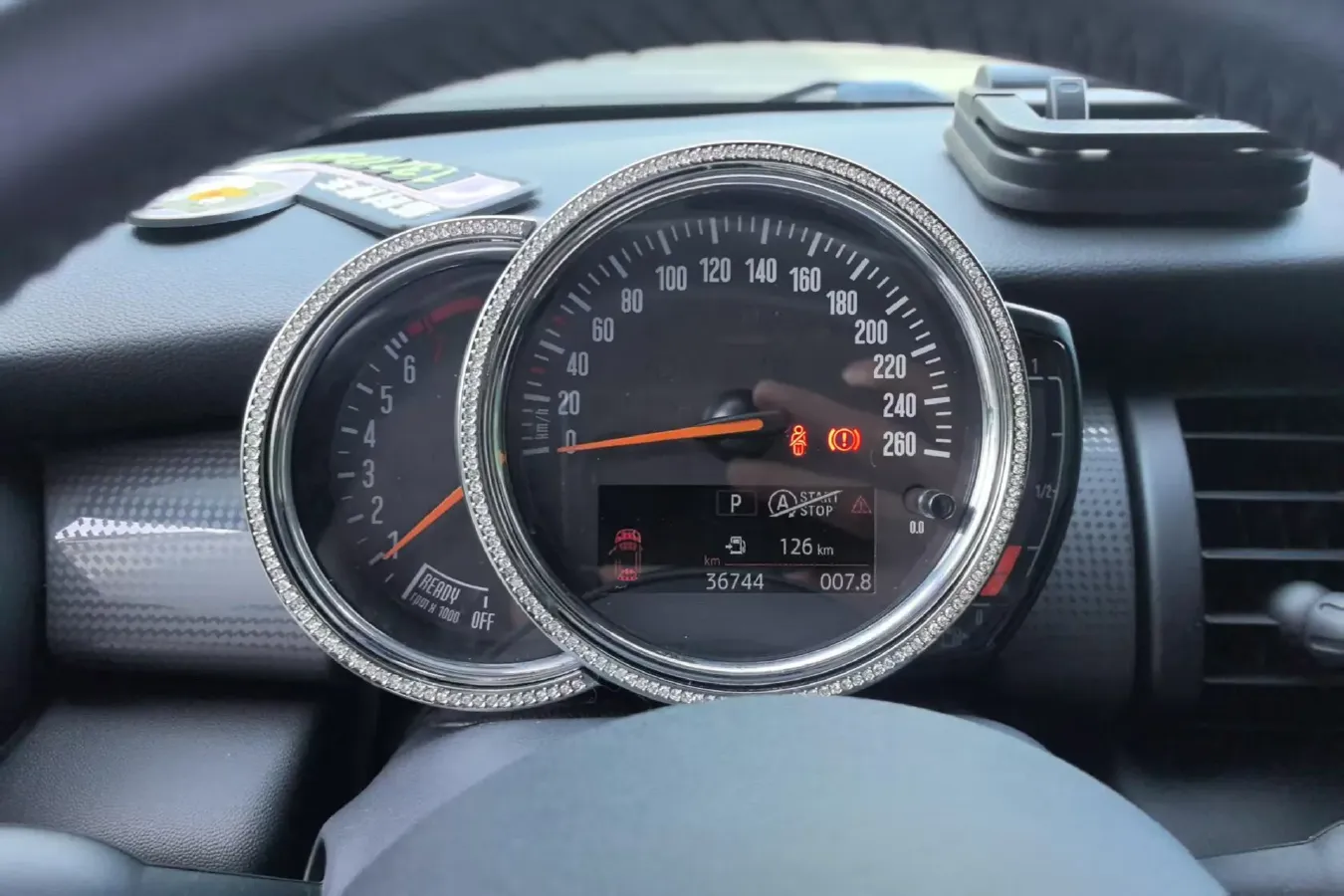 2016 MINI MINI 1.5T 136HP L3 6AT,autocango,china used car exporter,china ev exporter,chinese used car exporter,chinese used ev exporter
