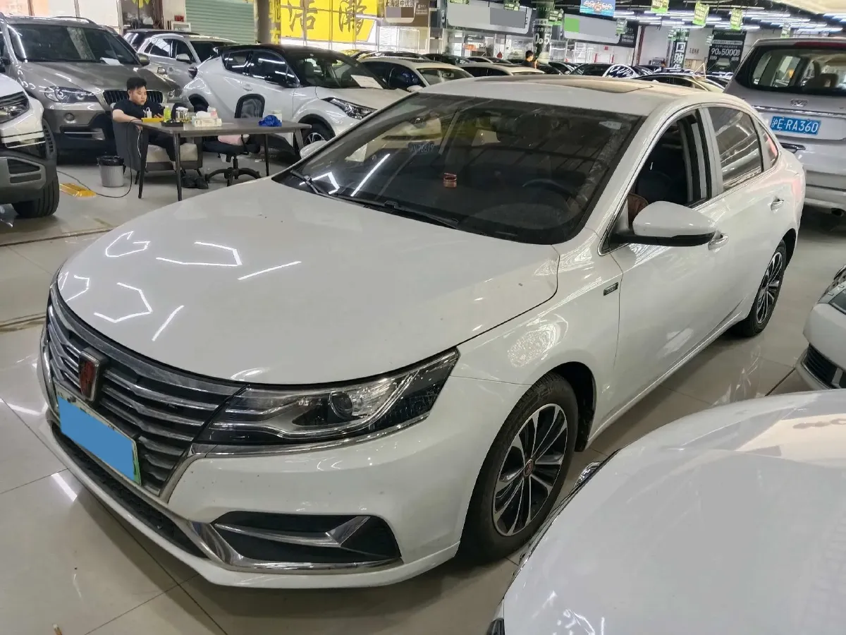 2019 Roewe i6 1.5T 169HP L4 AMT PHEV 9.1KWH,autocango,china used car exporter,china ev exporter,chinese used car exporter,chinese used ev exporter