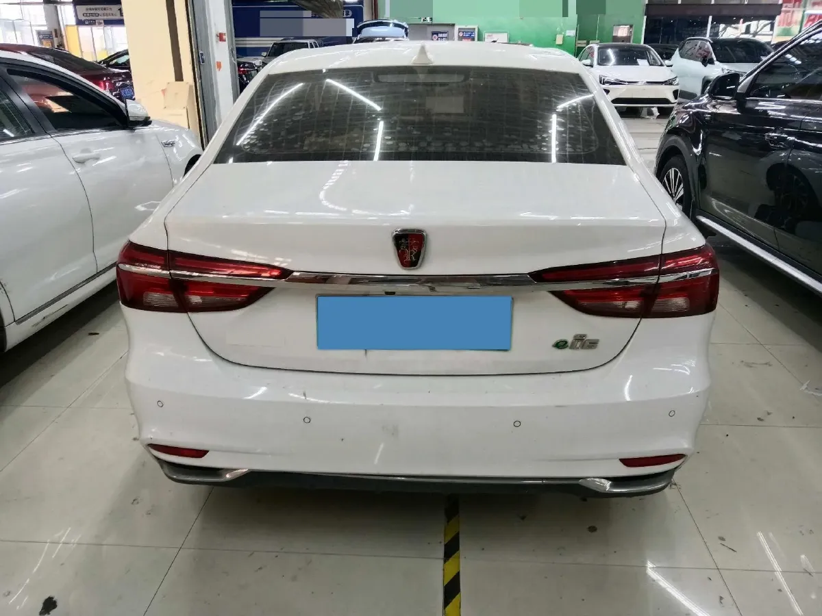 2019 Roewe i6 1.5T 169HP L4 AMT PHEV 9.1KWH,autocango,china used car exporter,china ev exporter,chinese used car exporter,chinese used ev exporter