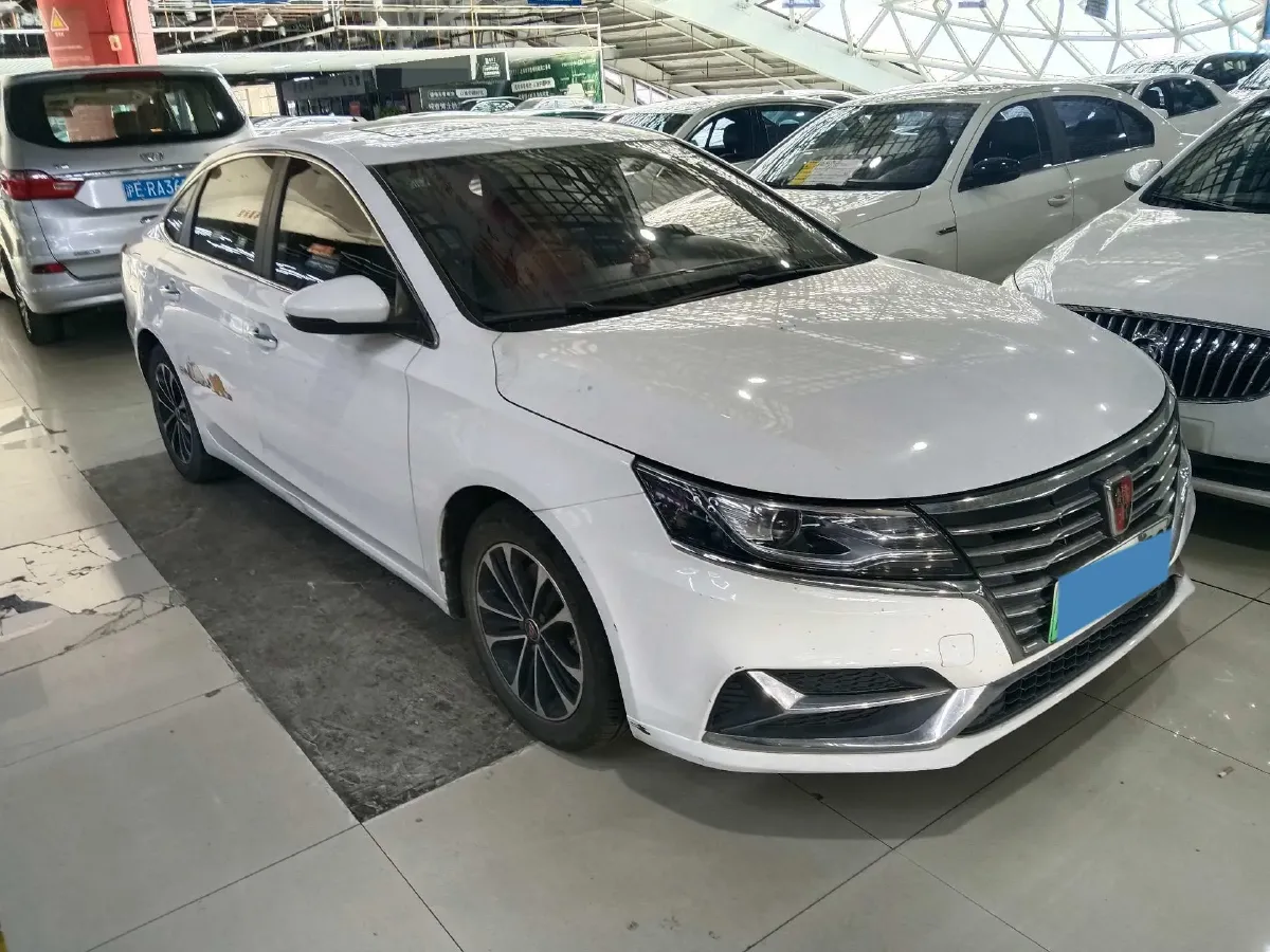 2019 Roewe i6 1.5T 169HP L4 AMT PHEV 9.1KWH,autocango,china used car exporter,china ev exporter,chinese used car exporter,chinese used ev exporter