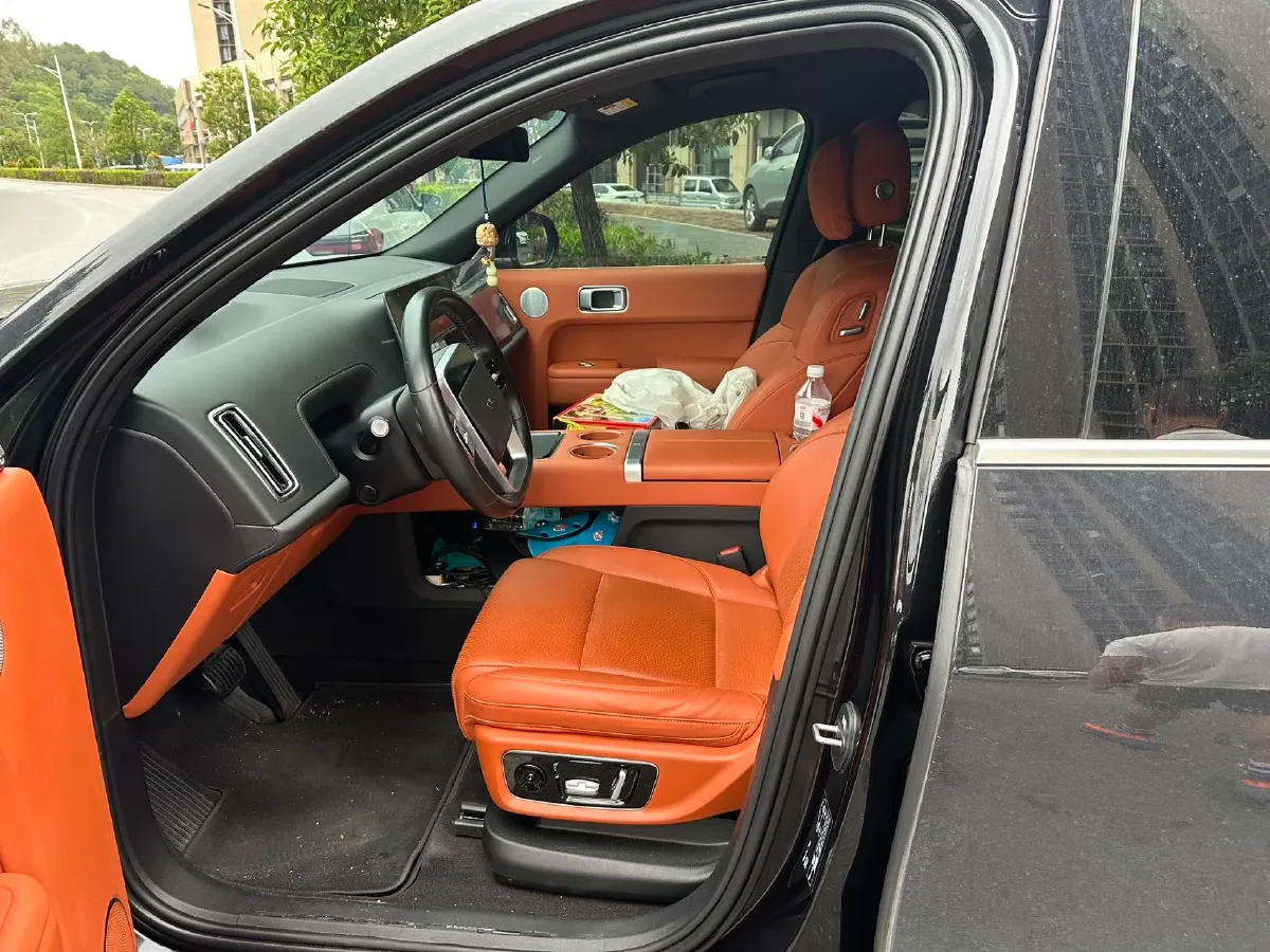 2022 Li L9 Range Extended 154HP REEV 42.6KWH,autocango,china used car exporter,china ev exporter,chinese used car exporter,chinese used ev exporter
