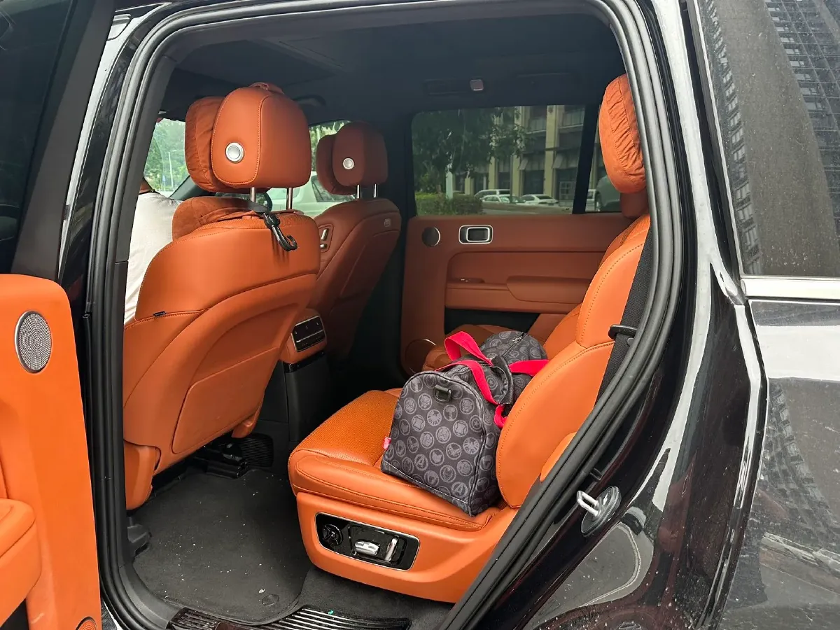 2022 Li L9 Range Extended 154HP REEV 42.6KWH,autocango,china used car exporter,china ev exporter,chinese used car exporter,chinese used ev exporter