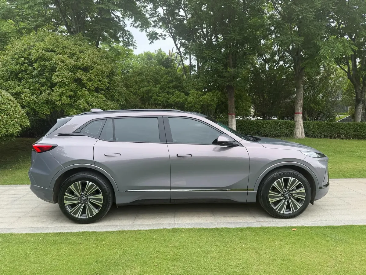 2023 Buick EnvisionPlus 1.5T 211HP L4 9AT,autocango,china used car exporter,china ev exporter,chinese used car exporter,chinese used ev exporter