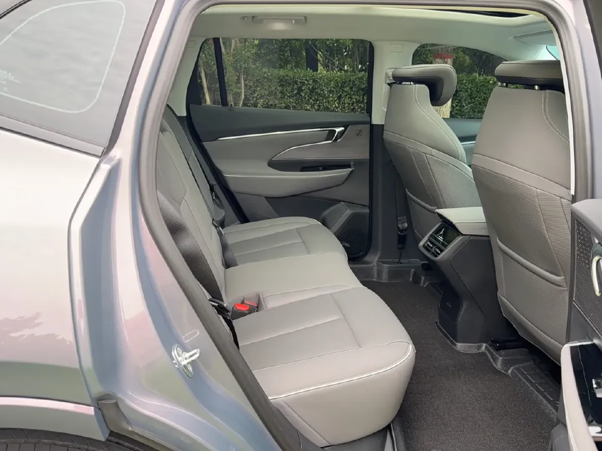 2023 Buick EnvisionPlus 1.5T 211HP L4 9AT,autocango,china used car exporter,china ev exporter,chinese used car exporter,chinese used ev exporter