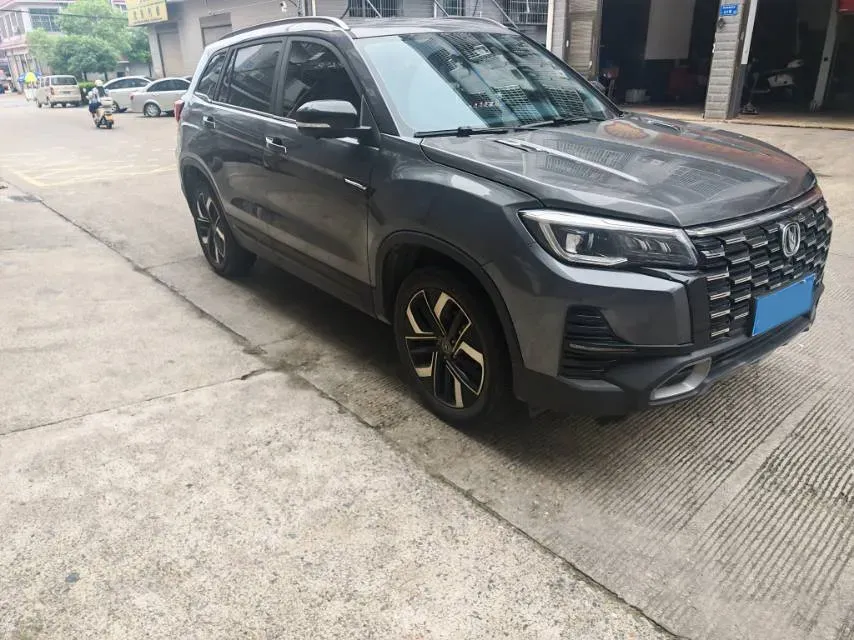 2024 ChangAn CS75 1.5T 188HP L4 7DCT,autocango,china used car exporter,china ev exporter,chinese used car exporter,chinese used ev exporter