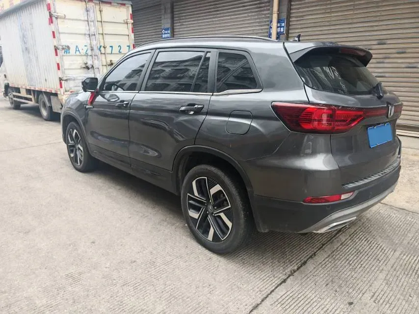 2024 ChangAn CS75 1.5T 188HP L4 7DCT,autocango,china used car exporter,china ev exporter,chinese used car exporter,chinese used ev exporter