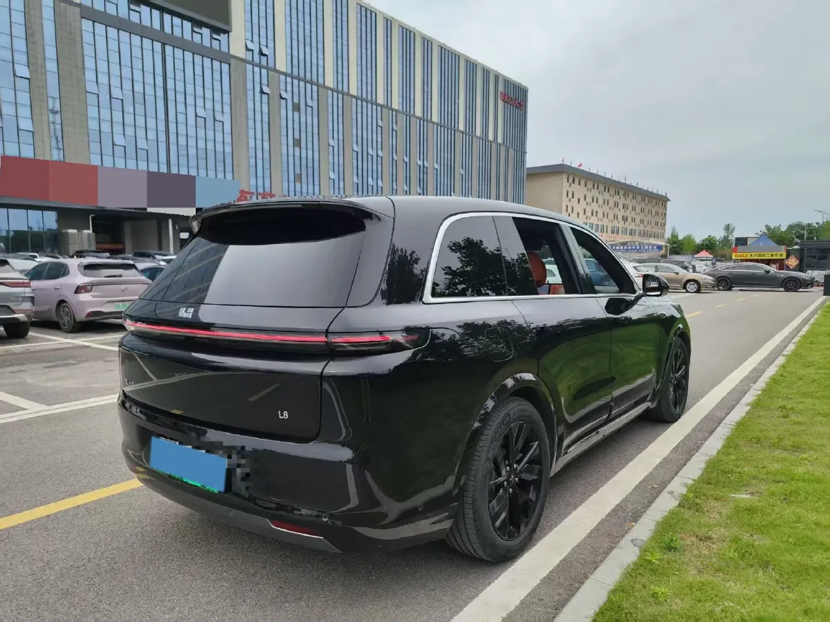 2023 Li L8 Range Extended 154HP REEV 40.9KWH,autocango,china used car exporter,china ev exporter,chinese used car exporter,chinese used ev exporter