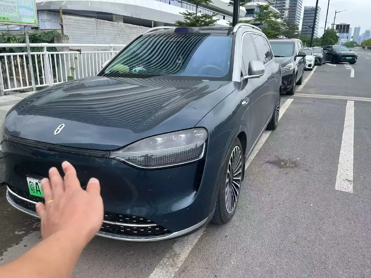 2024 AITO AITO M9 1.5T 152HP L4 REEV 42KWH,autocango,china used car exporter,china ev exporter,chinese used car exporter,chinese used ev exporter