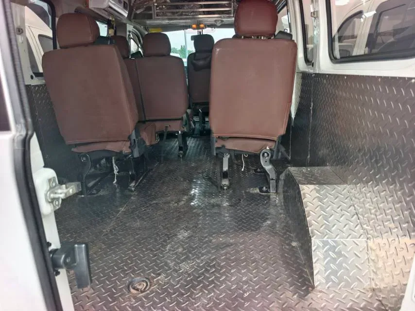2023 MAXUS XinTu V80 2.0T 127HP L4 6MT,autocango,china used car exporter,china ev exporter,chinese used car exporter,chinese used ev exporter