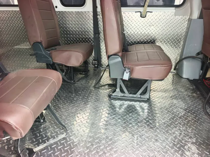 2023 MAXUS XinTu V80 2.0T 127HP L4 6MT,autocango,china used car exporter,china ev exporter,chinese used car exporter,chinese used ev exporter