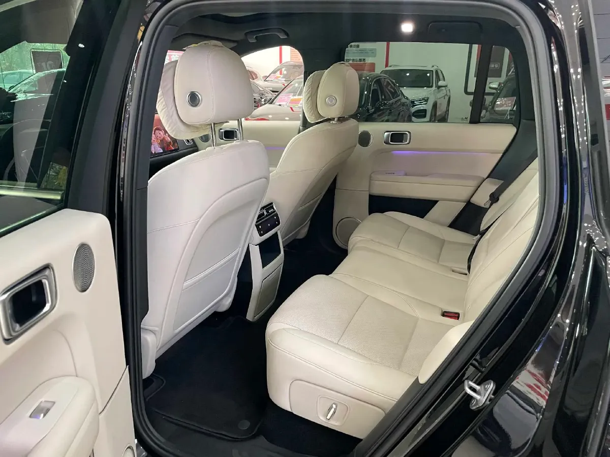 2024 Li L6 Range Extended 154HP L4 REEV 36.8KWH,autocango,china used car exporter,china ev exporter,chinese used car exporter,chinese used ev exporter