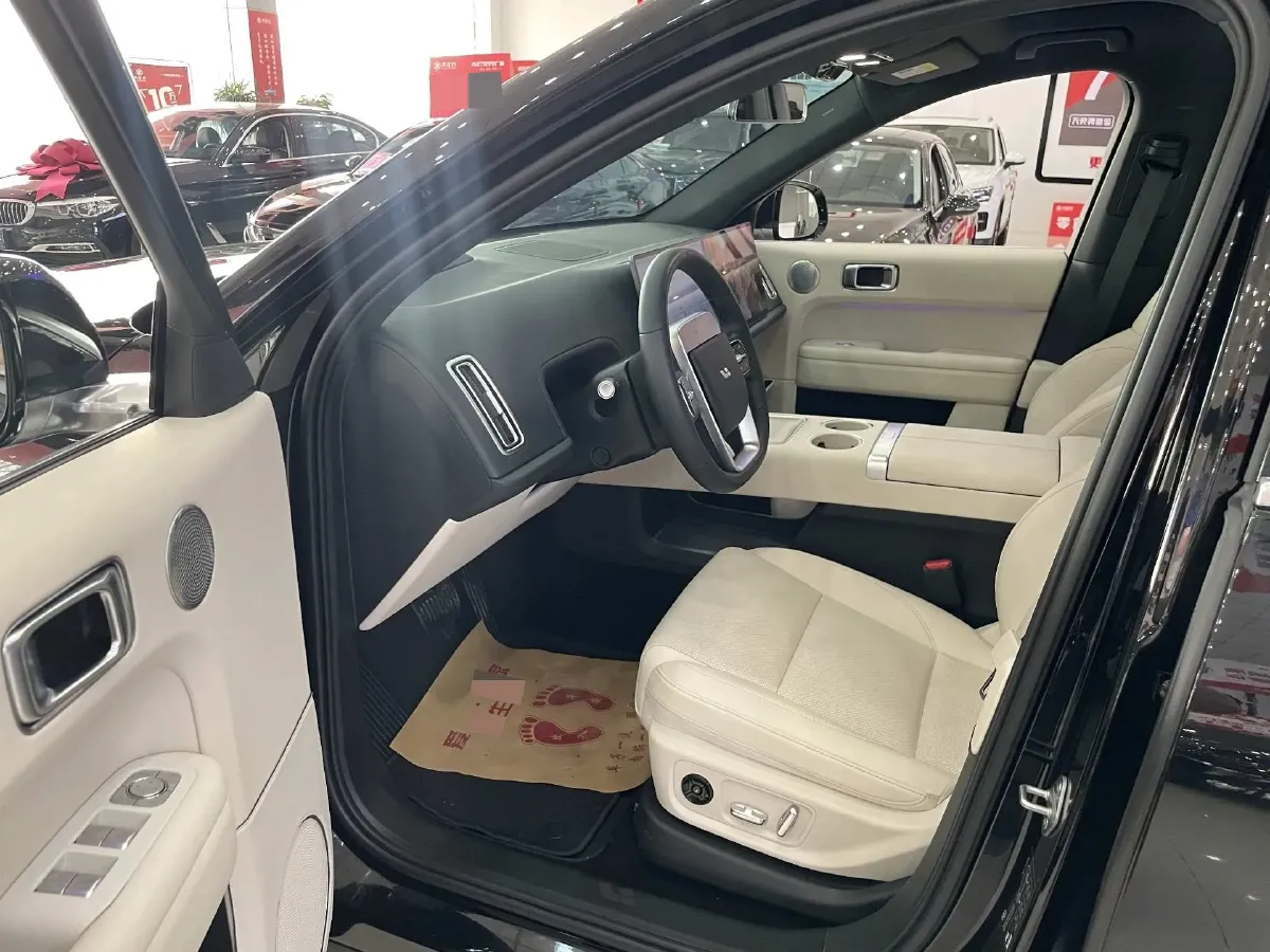 2024 Li L6 Range Extended 154HP L4 REEV 36.8KWH,autocango,china used car exporter,china ev exporter,chinese used car exporter,chinese used ev exporter