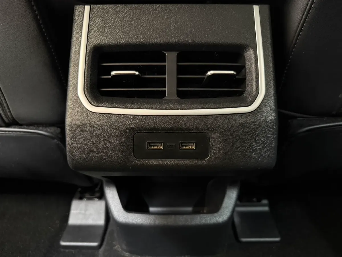 2023 Haval H6 1.5T 150HP L4 7DCT,autocango,china used car exporter,china ev exporter,chinese used car exporter,chinese used ev exporter