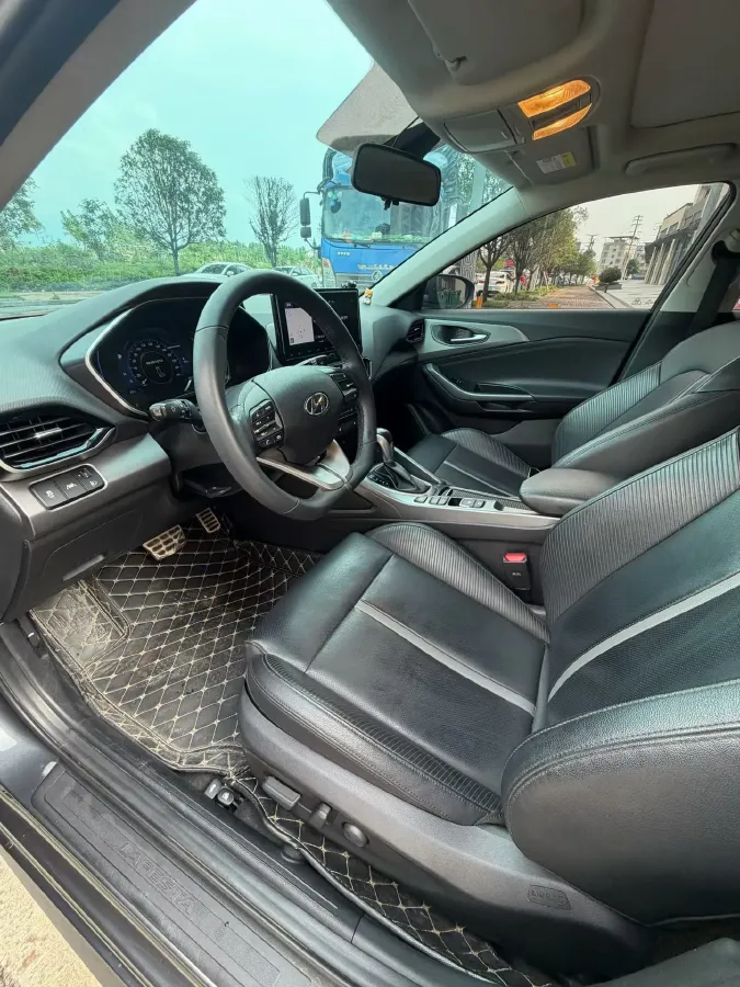 2019 Hyundai La Festa 1.6T 204HP L4 7DCT,autocango,china used car exporter,china ev exporter,chinese used car exporter,chinese used ev exporter