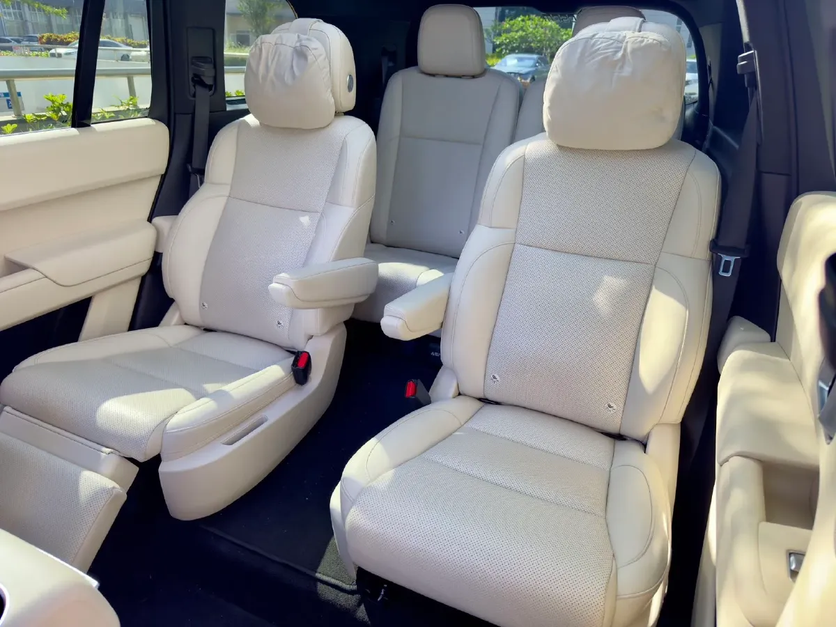 2022 Li L9 Range Extended 154HP REEV 42.6KWH,autocango,china used car exporter,china ev exporter,chinese used car exporter,chinese used ev exporter