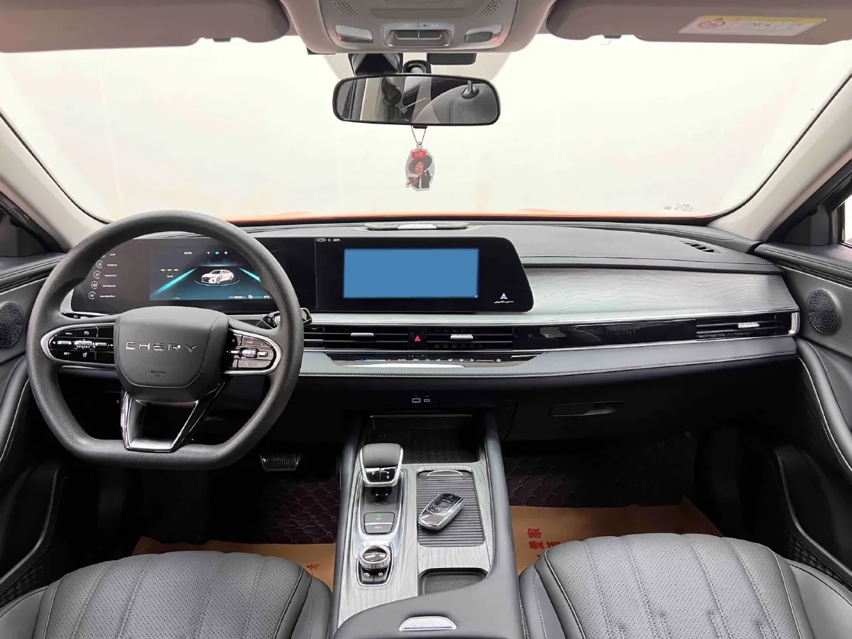 2024 Fulwin FulwinA8 1.5T 156HP L4 1DHT PHEV 18.3KWH,autocango,china used car exporter,china ev exporter,chinese used car exporter,chinese used ev exporter