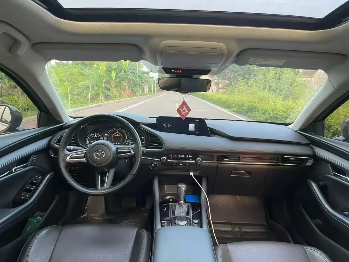 2022 Mazda 3 Axela 2.0L 158HP L4 6AT,autocango,china used car exporter,china ev exporter,chinese used car exporter,chinese used ev exporter
