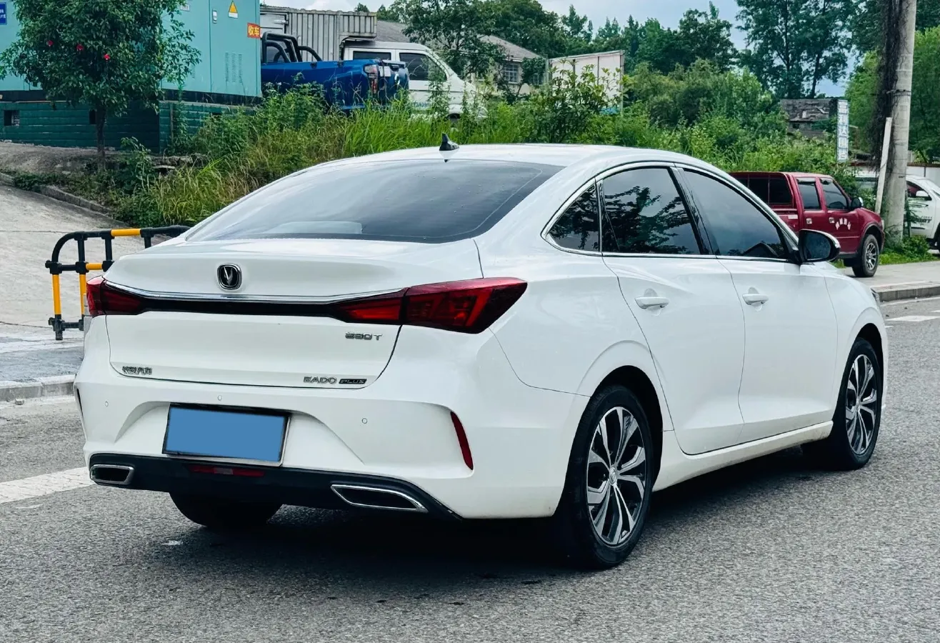2022 ChangAn Eado 1.4T 160HP L4 7DCT,autocango,china used car exporter,china ev exporter,chinese used car exporter,chinese used ev exporter