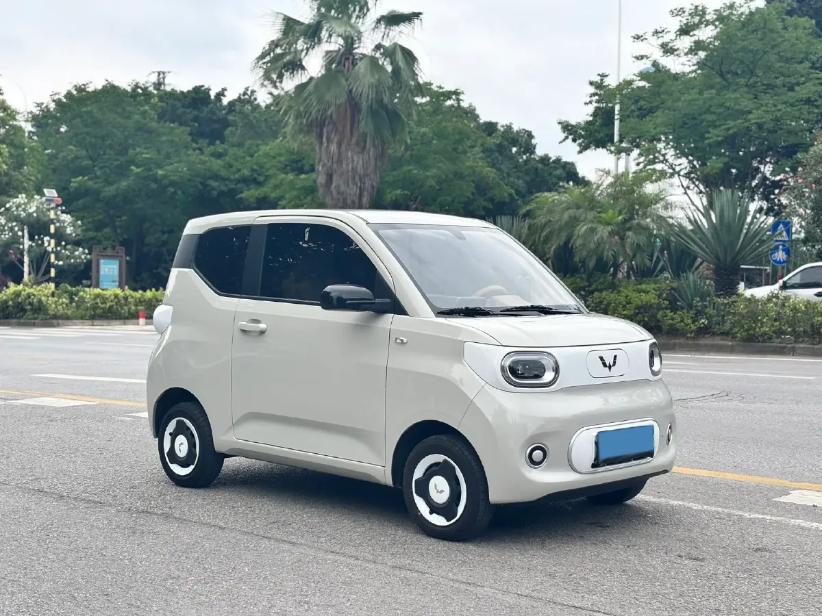 2024 WuLing HongGuang MINI EV BEV 17.3KWH,autocango,china used car exporter,china ev exporter,chinese used car exporter,chinese used ev exporter