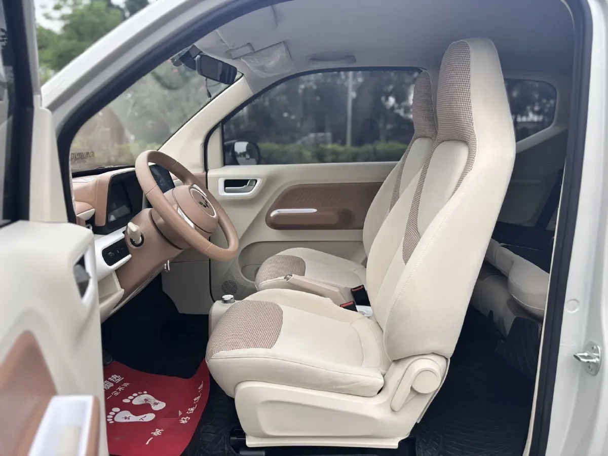 2024 WuLing HongGuang MINI EV BEV 17.3KWH,autocango,china used car exporter,china ev exporter,chinese used car exporter,chinese used ev exporter