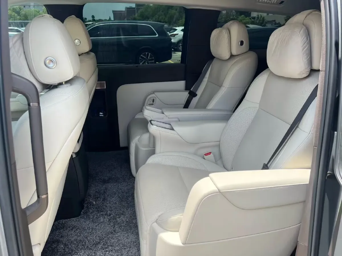 2024 Li MEGA BEV 102.7KWH,autocango,china used car exporter,china ev exporter,chinese used car exporter,chinese used ev exporter
