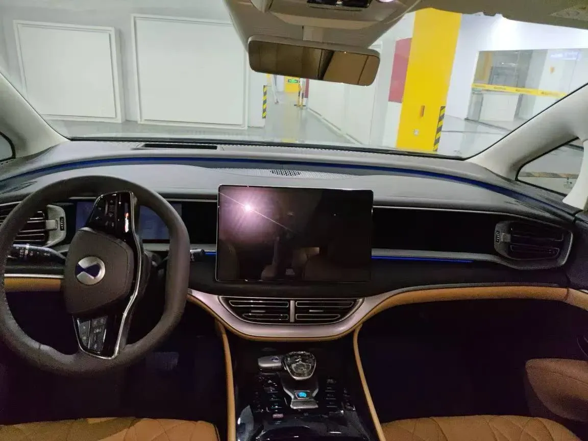 2024 Denza D9 1.5T 139HP L4 E-CVT PHEV 40KWH,autocango,china used car exporter,china ev exporter,chinese used car exporter,chinese used ev exporter