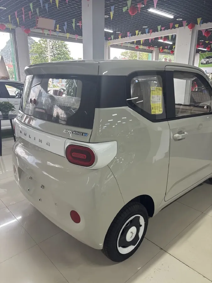 2024 WuLing HongGuang MINI EV BEV 17.3KWH,autocango,china used car exporter,china ev exporter,chinese used car exporter,chinese used ev exporter