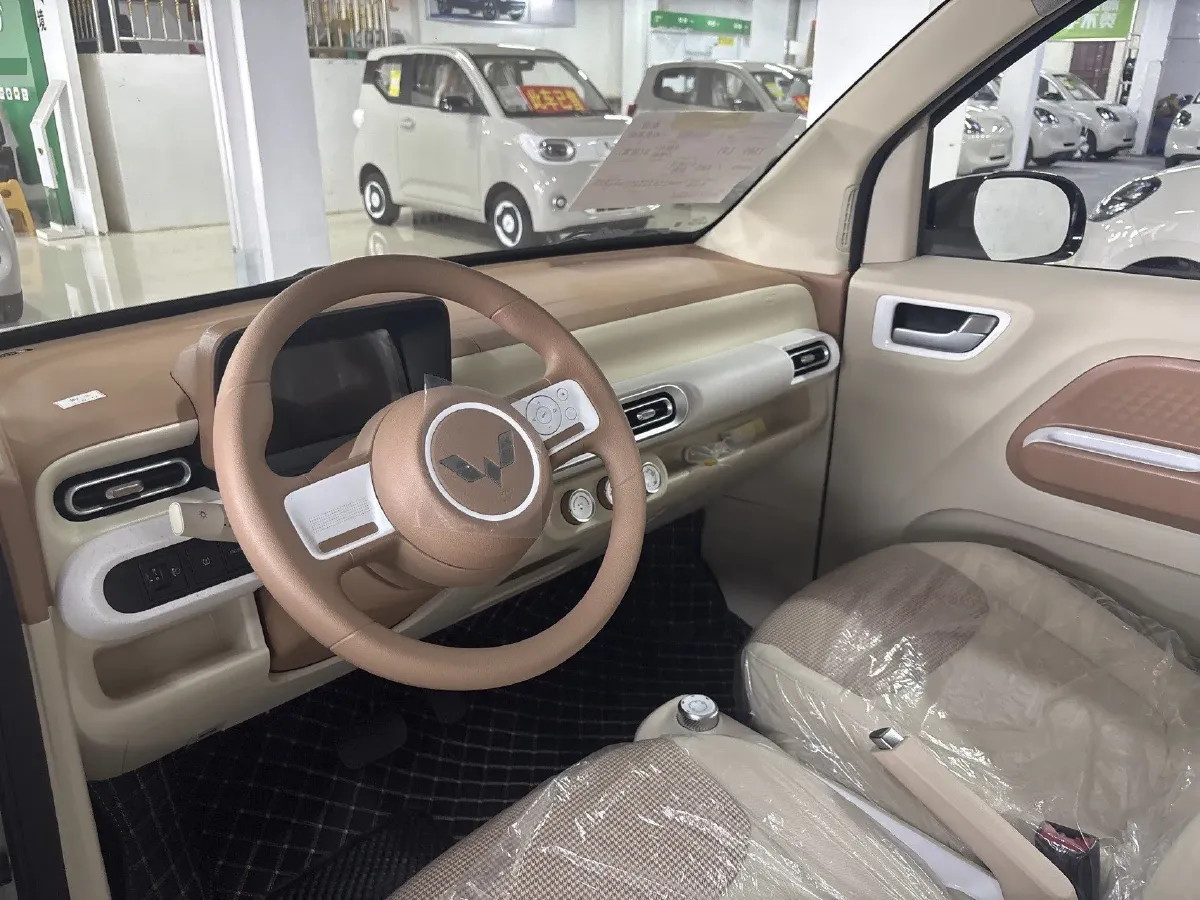 2024 WuLing HongGuang MINI EV BEV 17.3KWH,autocango,china used car exporter,china ev exporter,chinese used car exporter,chinese used ev exporter