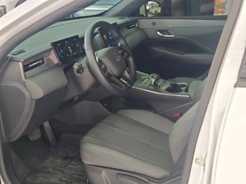 2025 BYD Qin Plus 1.5L 101HP L4 E-CVT PHEV 7.68KWH,autocango,china used car exporter,china ev exporter,chinese used car exporter,chinese used ev exporter