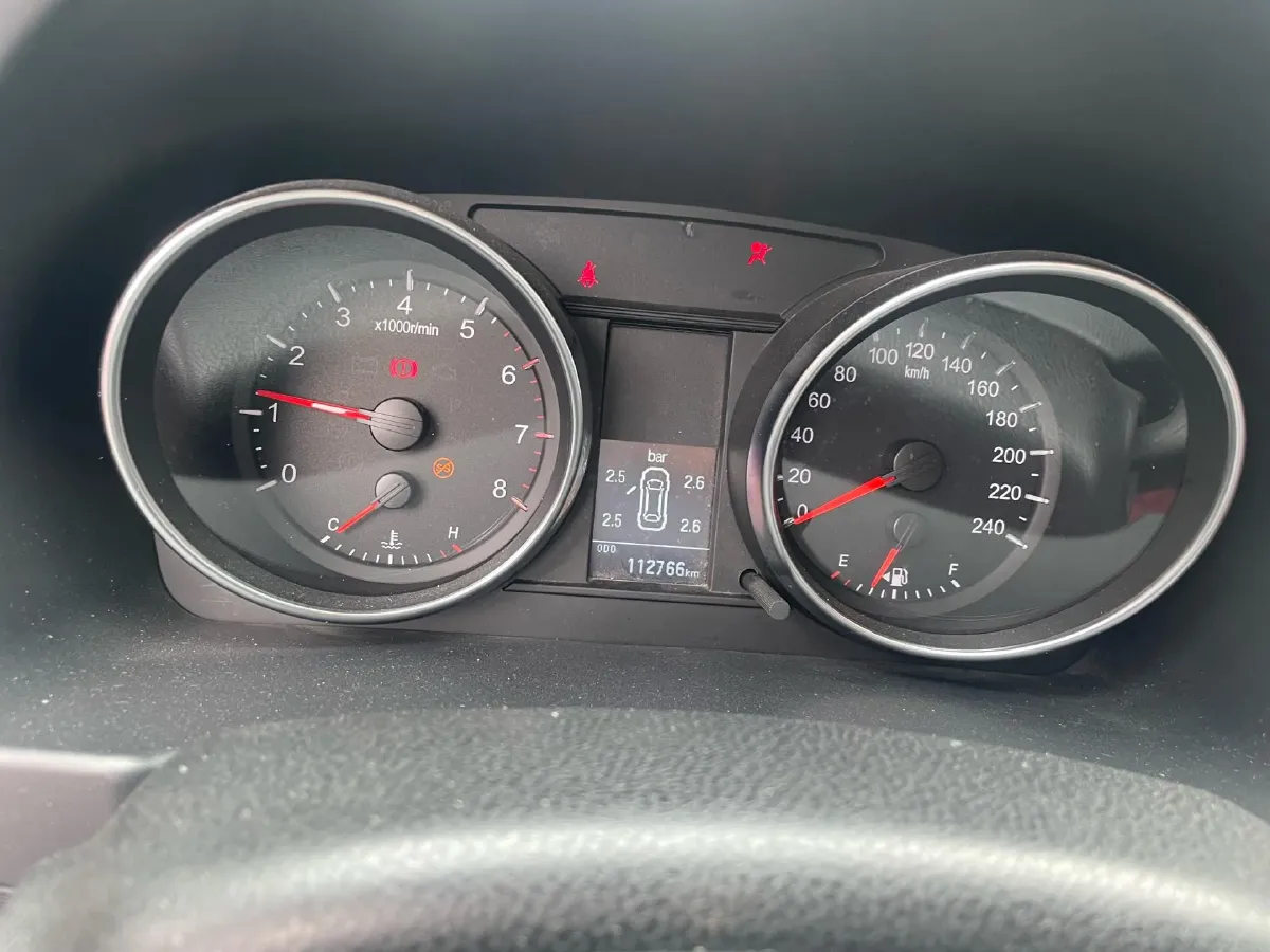 2019 Haval M6 1.5T 150HP L4 7DCT,autocango,china used car exporter,china ev exporter,chinese used car exporter,chinese used ev exporter