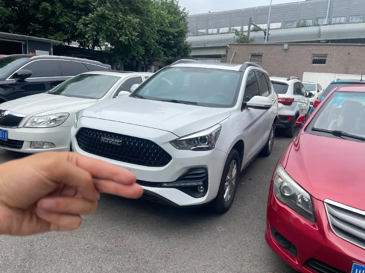 2019 Haval M6 1.5T 150HP L4 7DCT,autocango,china used car exporter,china ev exporter,chinese used car exporter,chinese used ev exporter