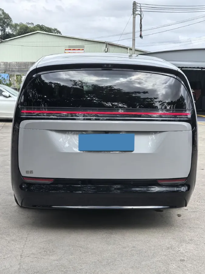 2024 Li MEGA BEV 102.7KWH,autocango,china used car exporter,china ev exporter,chinese used car exporter,chinese used ev exporter