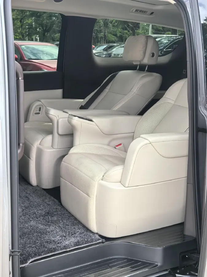 2024 Li MEGA BEV 102.7KWH,autocango,china used car exporter,china ev exporter,chinese used car exporter,chinese used ev exporter