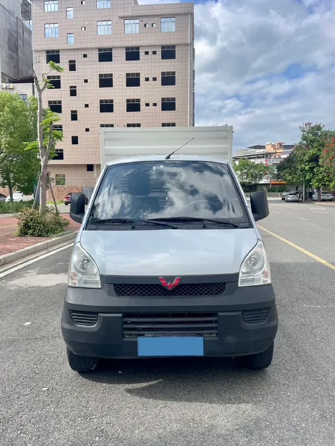 2020 WuLing RongGuang Mini Truck Special 1.5L 99HP L4 5MT,autocango,china used car exporter,china ev exporter,chinese used car exporter,chinese used ev exporter
