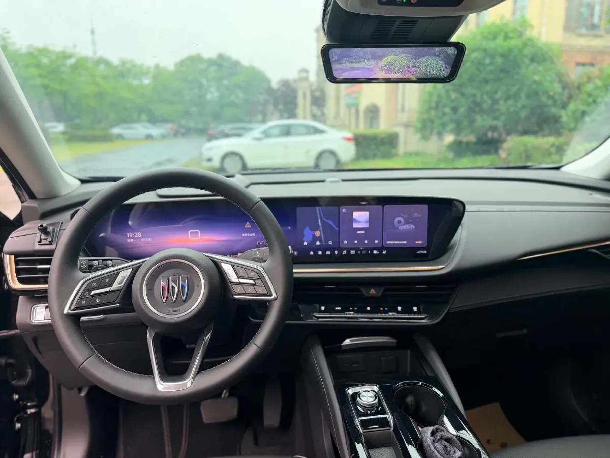 2026 Buick EnvisionPlus 2.0T 237HP L4 9AT,autocango,china used car exporter,china ev exporter,chinese used car exporter,chinese used ev exporter