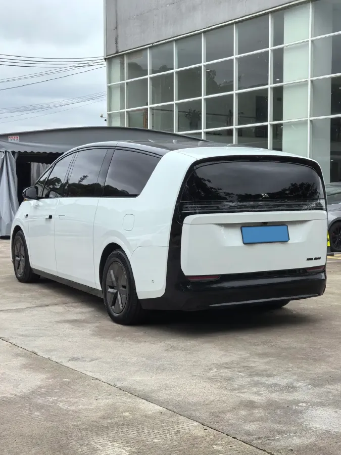 2025 Li MEGA BEV,autocango,china used car exporter,china ev exporter,chinese used car exporter,chinese used ev exporter