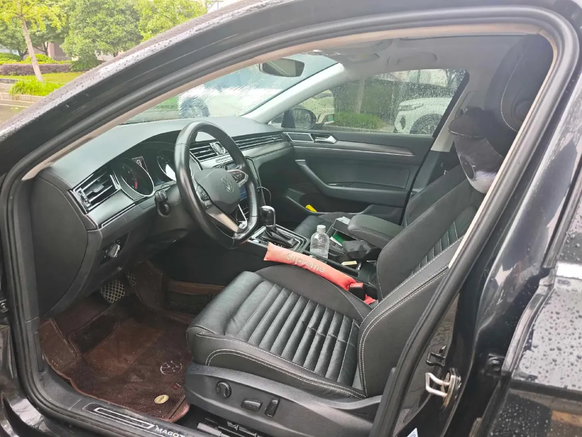 2020 Volkswagen Magotan 2.0T 186HP L4 7DCT,autocango,china used car exporter,china ev exporter,chinese used car exporter,chinese used ev exporter
