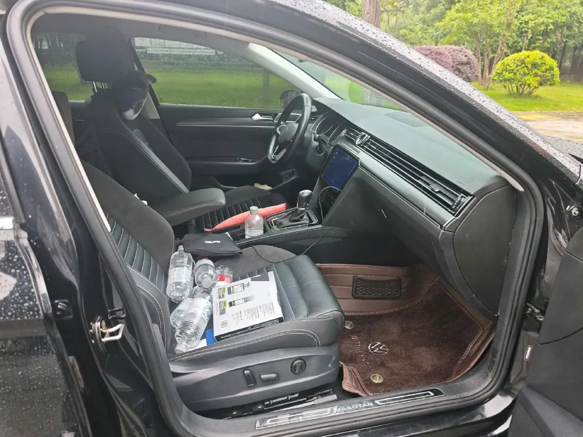 2020 Volkswagen Magotan 2.0T 186HP L4 7DCT,autocango,china used car exporter,china ev exporter,chinese used car exporter,chinese used ev exporter