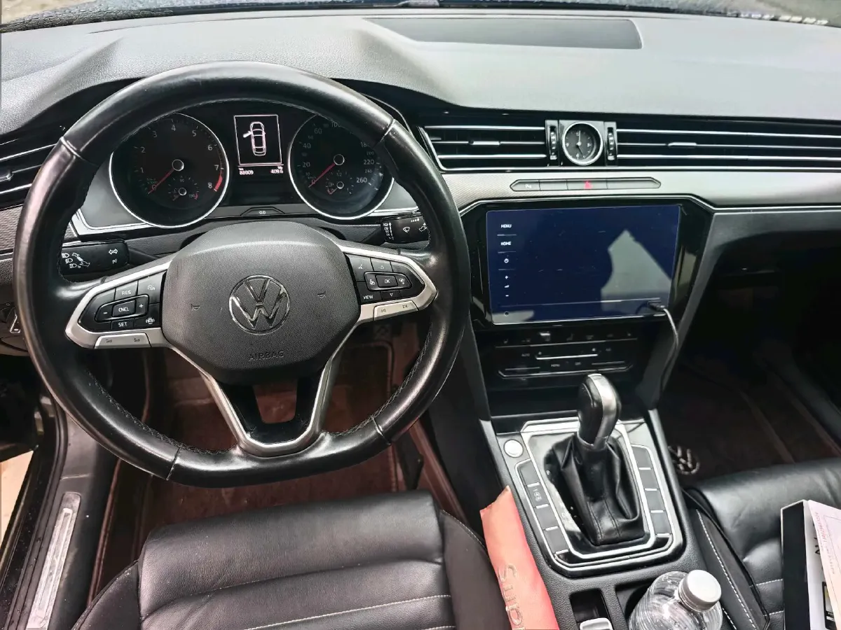 2020 Volkswagen Magotan 2.0T 186HP L4 7DCT,autocango,china used car exporter,china ev exporter,chinese used car exporter,chinese used ev exporter