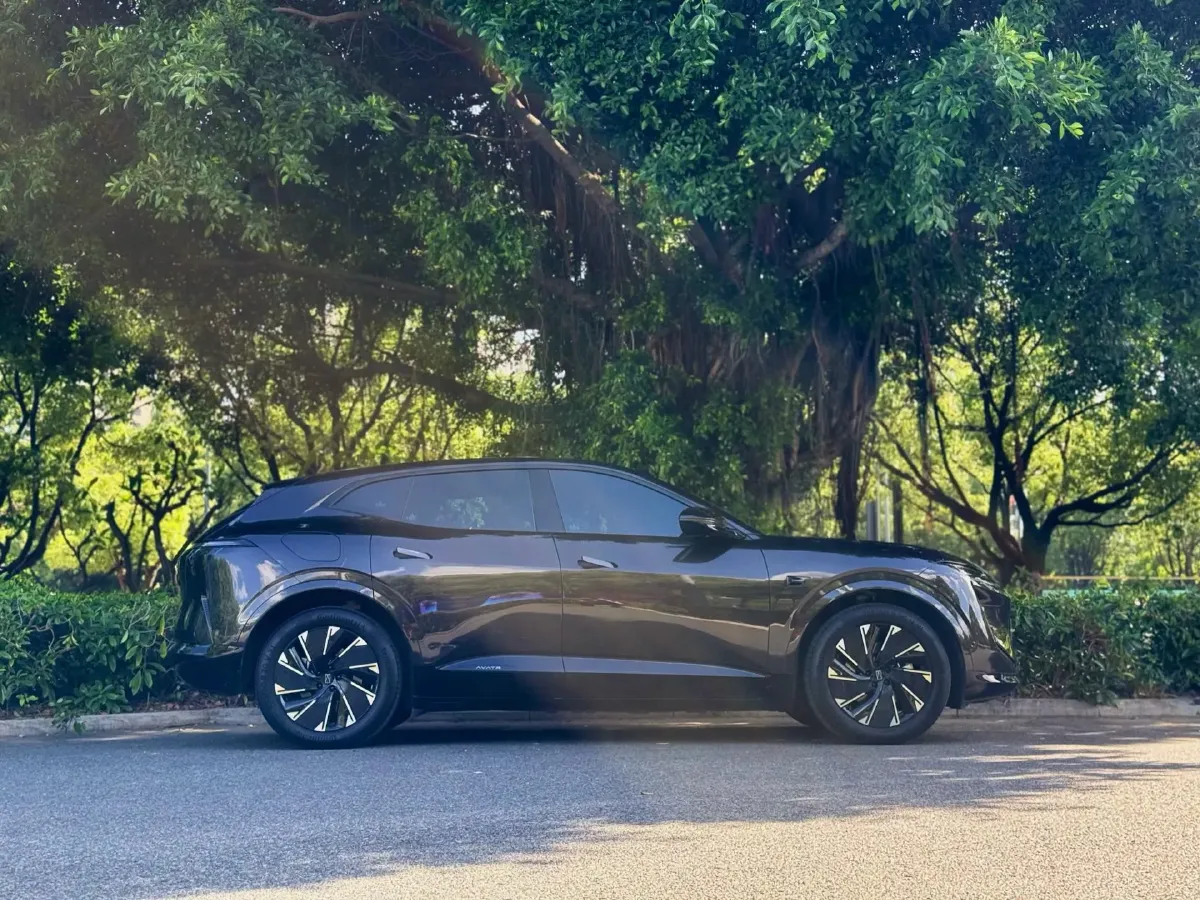 2024 Avatr 07 1.5T 156HP L4 REEV 39.05KWH,autocango,china used car exporter,china ev exporter,chinese used car exporter,chinese used ev exporter
