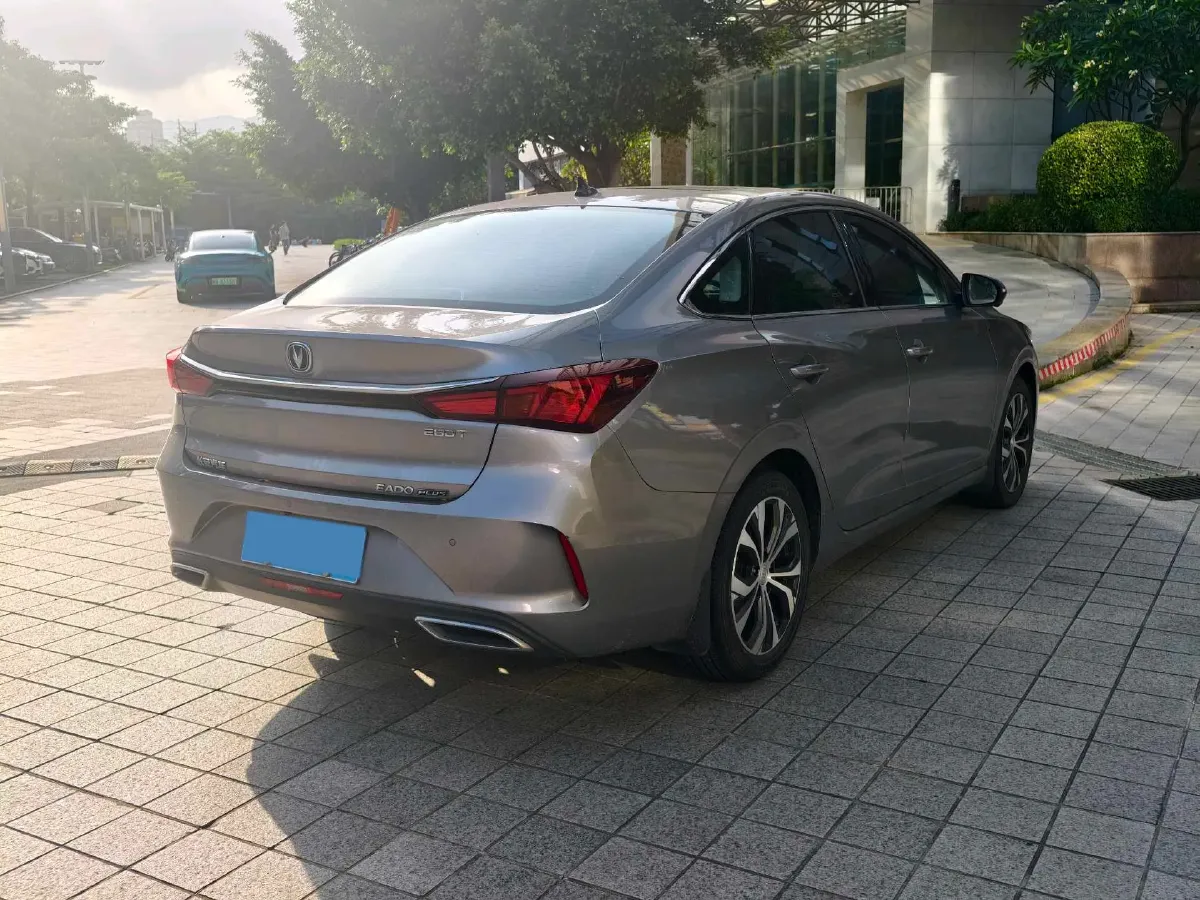 2021 ChangAn Eado 1.4T 160HP L4 7DCT,autocango,china used car exporter,china ev exporter,chinese used car exporter,chinese used ev exporter