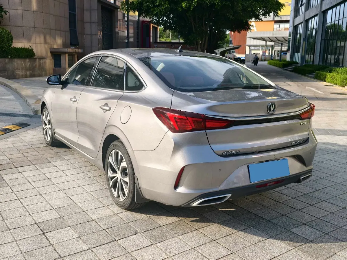 2021 ChangAn Eado 1.4T 160HP L4 7DCT,autocango,china used car exporter,china ev exporter,chinese used car exporter,chinese used ev exporter