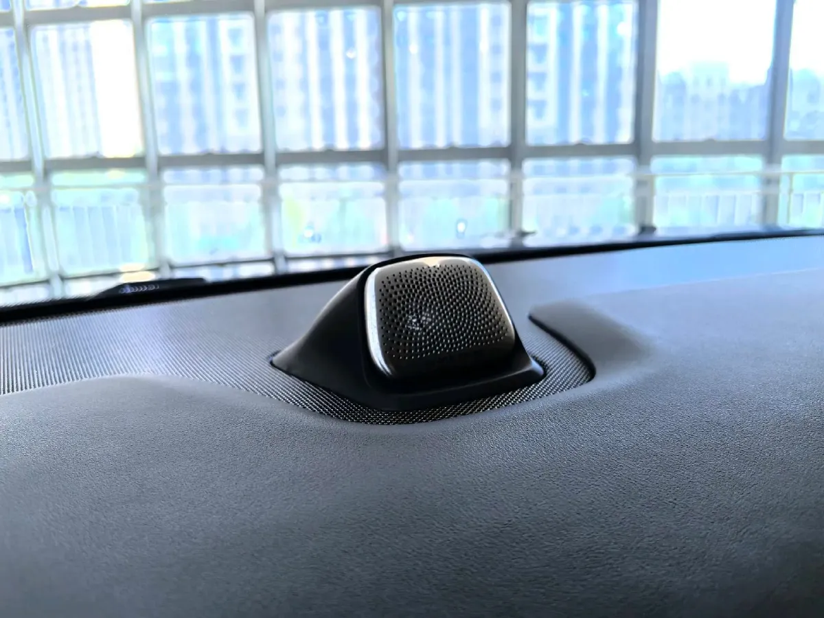 2024 AITO AITO M7 1.5T 152HP L4 REEV 40KWH,autocango,china used car exporter,china ev exporter,chinese used car exporter,chinese used ev exporter