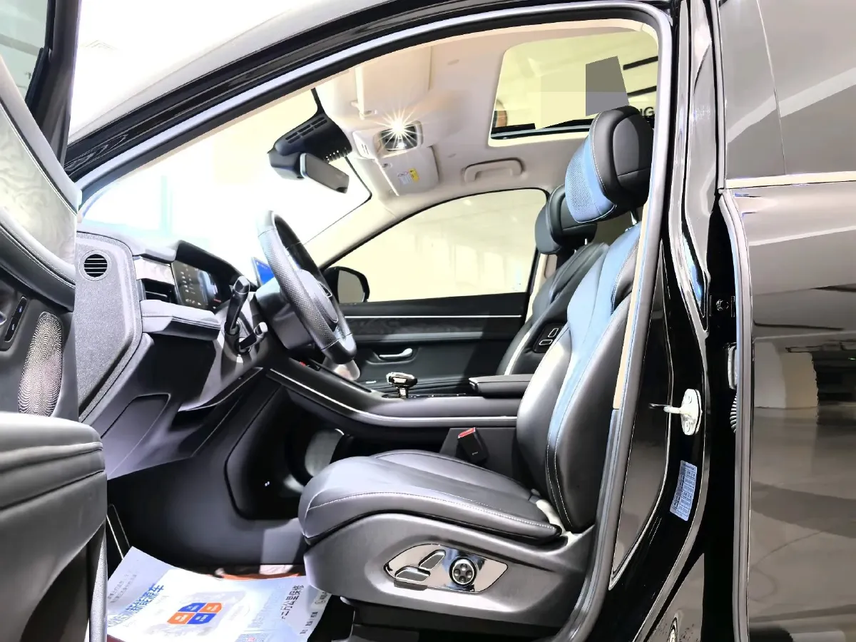 2024 AITO AITO M7 1.5T 152HP L4 REEV 40KWH,autocango,china used car exporter,china ev exporter,chinese used car exporter,chinese used ev exporter